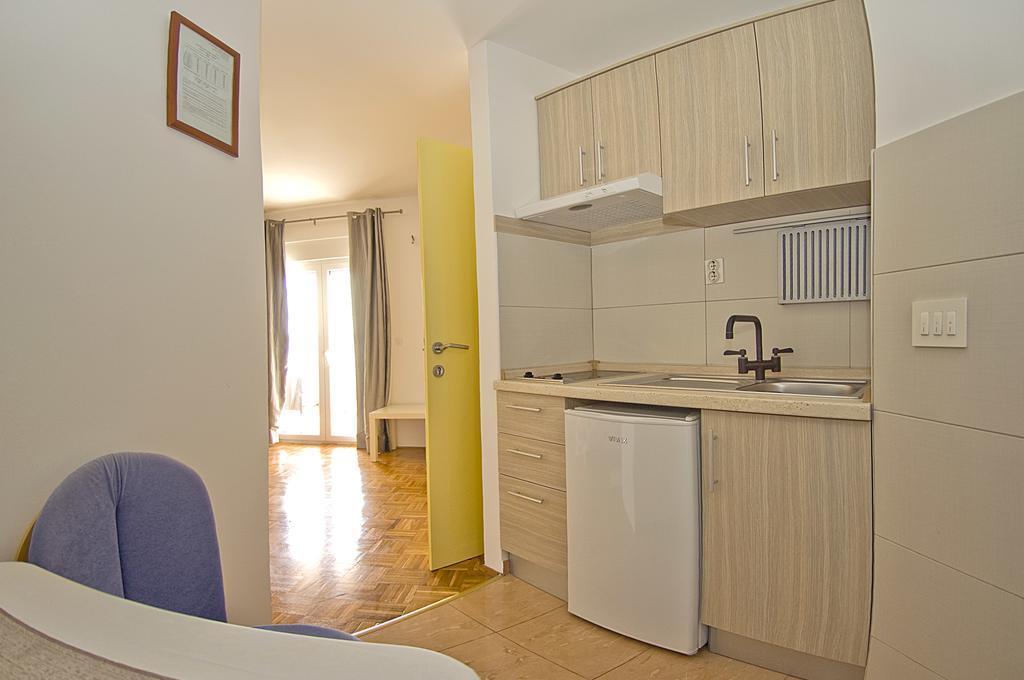 Apartments Tomato 1 Новиград Екстериор снимка