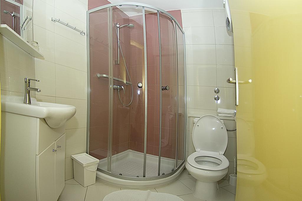 Apartments Tomato 1 Новиград Екстериор снимка